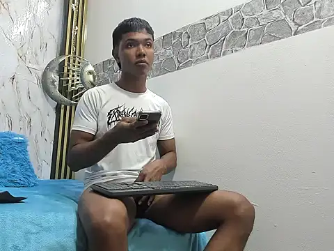 lonjitas_twink_hot webcam