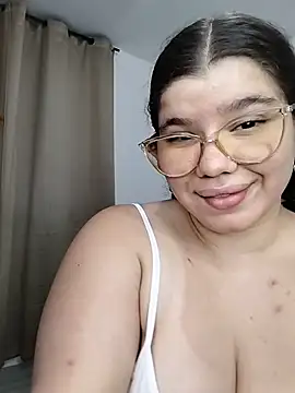Danzel1105 live cam on StripChat