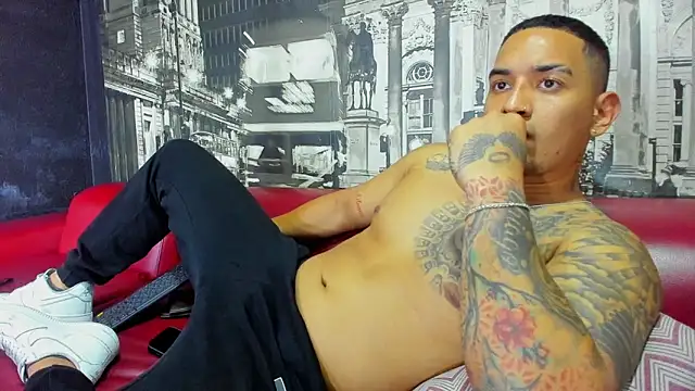 Damian09_ live cam on StripChat