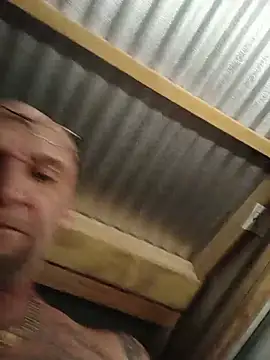 ShawnandDani7074 live cam on StripChat