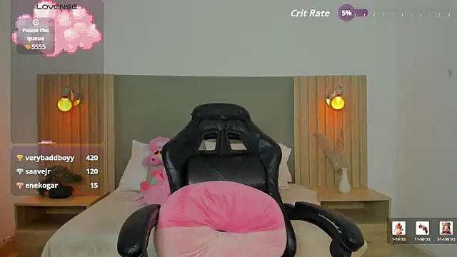 loly_berry live cam on StripChat