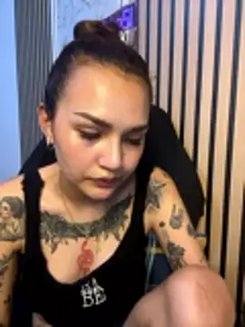 Kate_99 live cam on StripChat