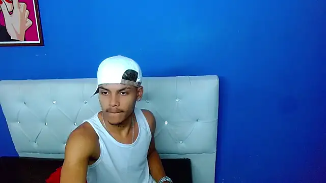 Angel_foxc13 webcam