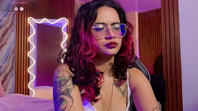 kristen_tay webcam
