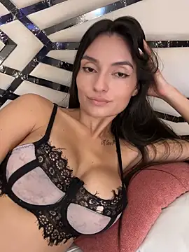 MiaKane99 webcam