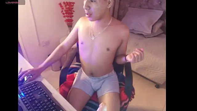 noa_hot69 webcam