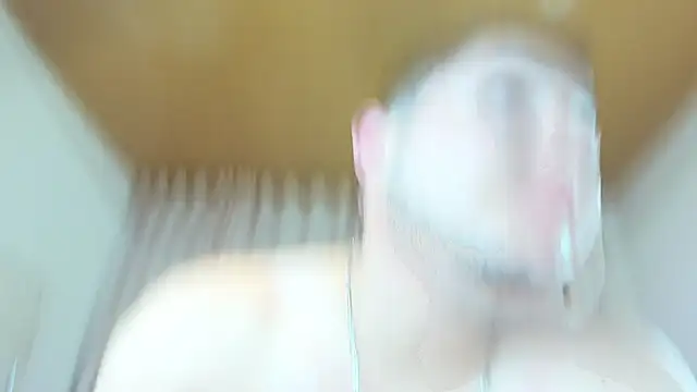 CameronyMartinn live cam on StripChat