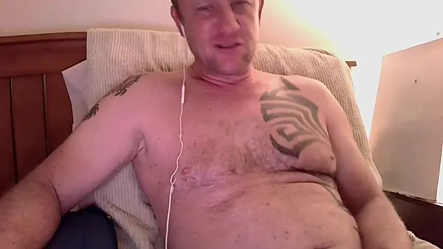 Yournaughty live cam on StripChat