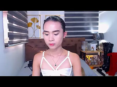 JuicyCockThea live cam on StripChat
