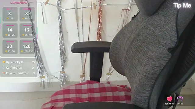 punemodel live cam on StripChat