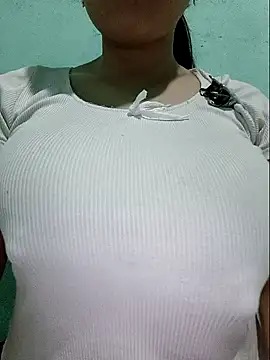 Shine_Mai webcam