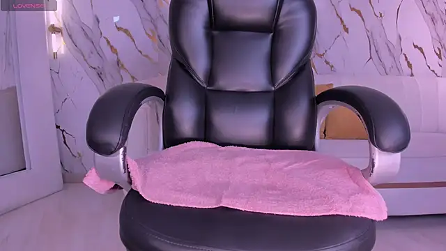 SaphiraJames webcam