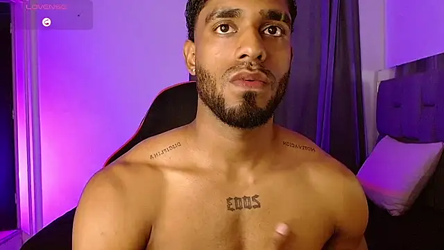 Christian_thor live cam on StripChat