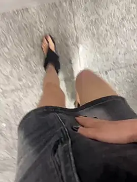 yimisun01 live sex cam