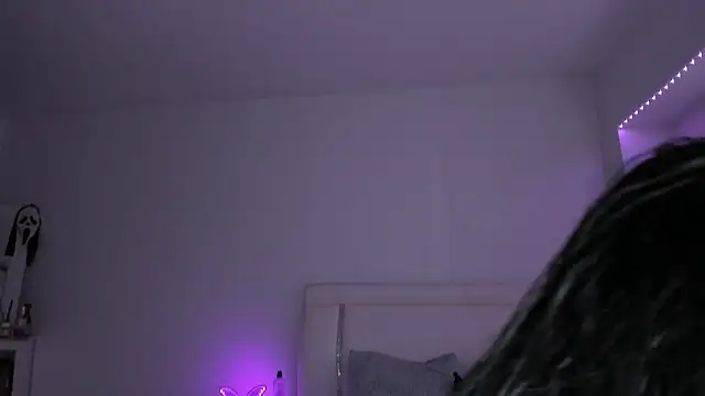 ScarlettJakobs webcam