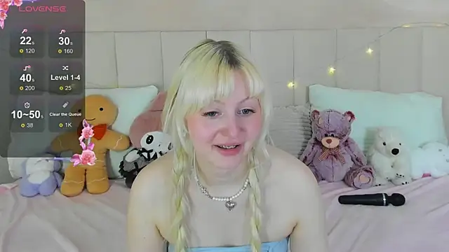 AdeleSilvy webcam