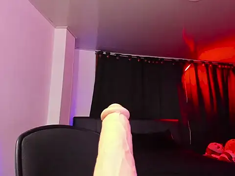 nataliasweet98 live cam on StripChat