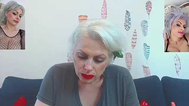 Golden__Girl__WOW__ webcam