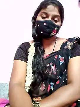 CuteDevilAnu live cam on StripChat
