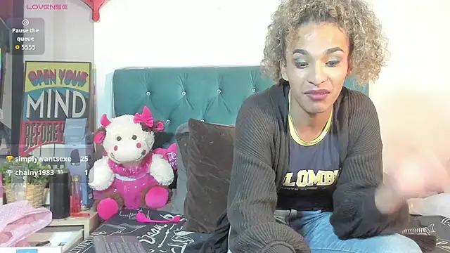StefanyMiler webcam