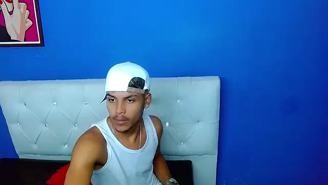 Angel_foxc13 webcam