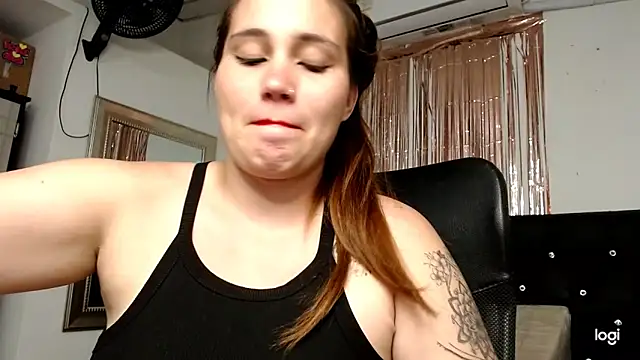 Baby_hornyJM webcam