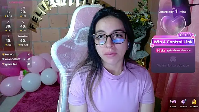 Maggie_Fox3 live cam on StripChat