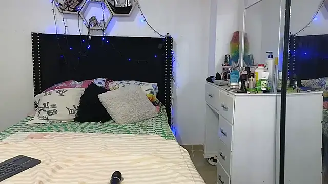 charlotte_077 webcam
