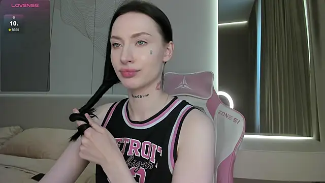 JenniferQueen11 live cam on StripChat