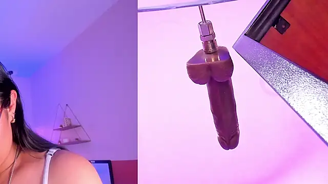 Amber_gold_ webcam