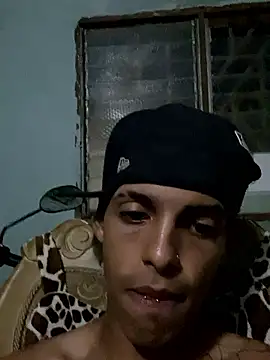 Aleexxx_2005 webcam