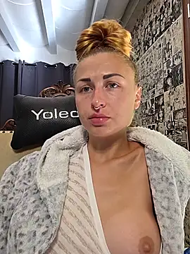 kylie_blck - Kylie_blck's free webcam - UK Sex Cams