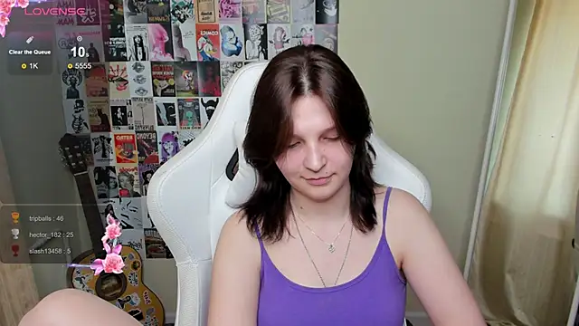 AudreyyKim live cam on StripChat