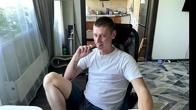 Keksik_ live cam on StripChat
