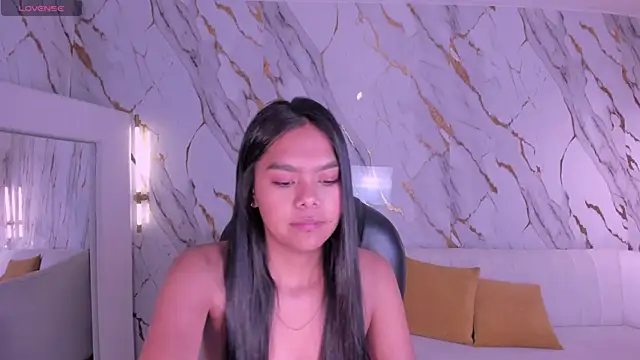 SaphiraJames webcam