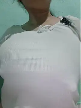 Shine_Mai webcam