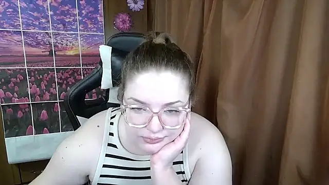 Teasing_Dora live cam on StripChat