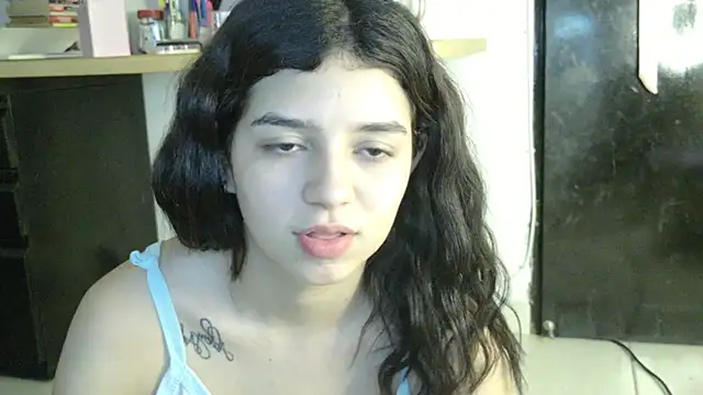 eva_sin18 (F young) - double penetration
