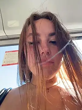 KiraSunshine webcam