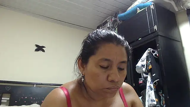 adrixxx38 webcam