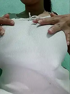 Shine_Mai webcam