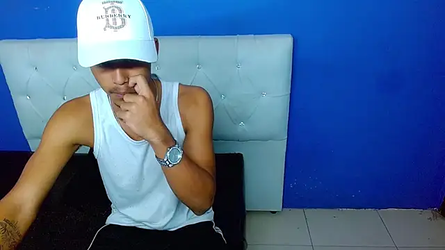 Angel_foxc13 webcam