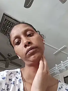 Cutie_Zoya_K live cam on StripChat