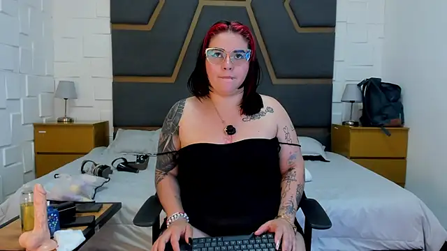 juana_valkiria webcam