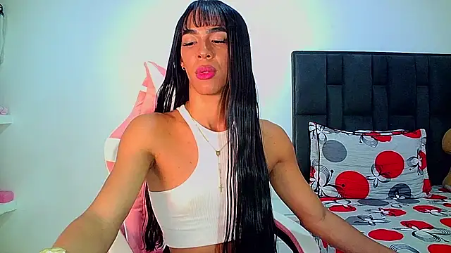 carmen14 live cam on StripChat