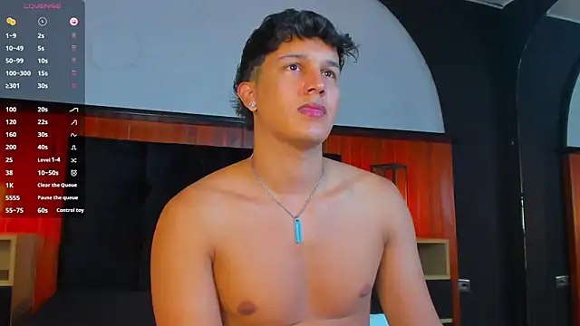 Leo_Savage_ live cam on StripChat
