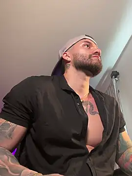 frank_farrell (M young) - nipples play