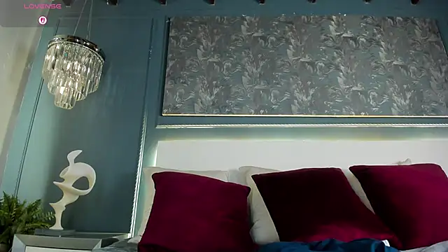 MiaKay1 webcam