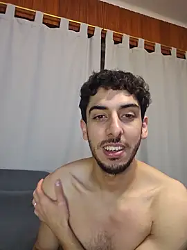 LeoyNicky98 webcam