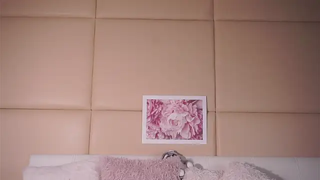 EdlinHargus live cam on StripChat